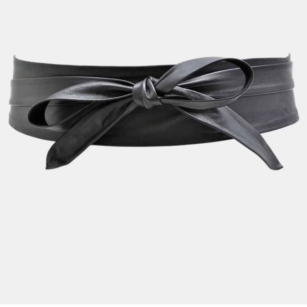 Ada Black Leather Wrap Belt - Picture 2 of 5